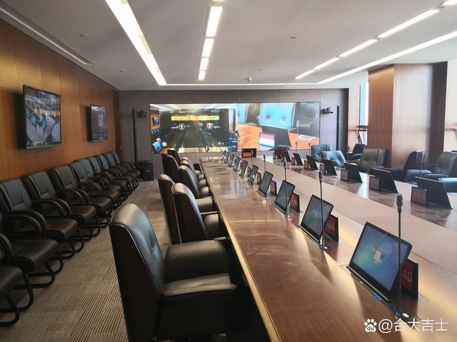 工程建设:承接智能会议室建设,智能家居,通讯设备,网络工程,智能门禁